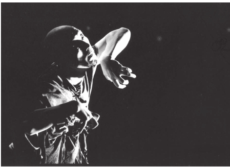 Performed by Itto Morita, Goo Say Ten Dancer